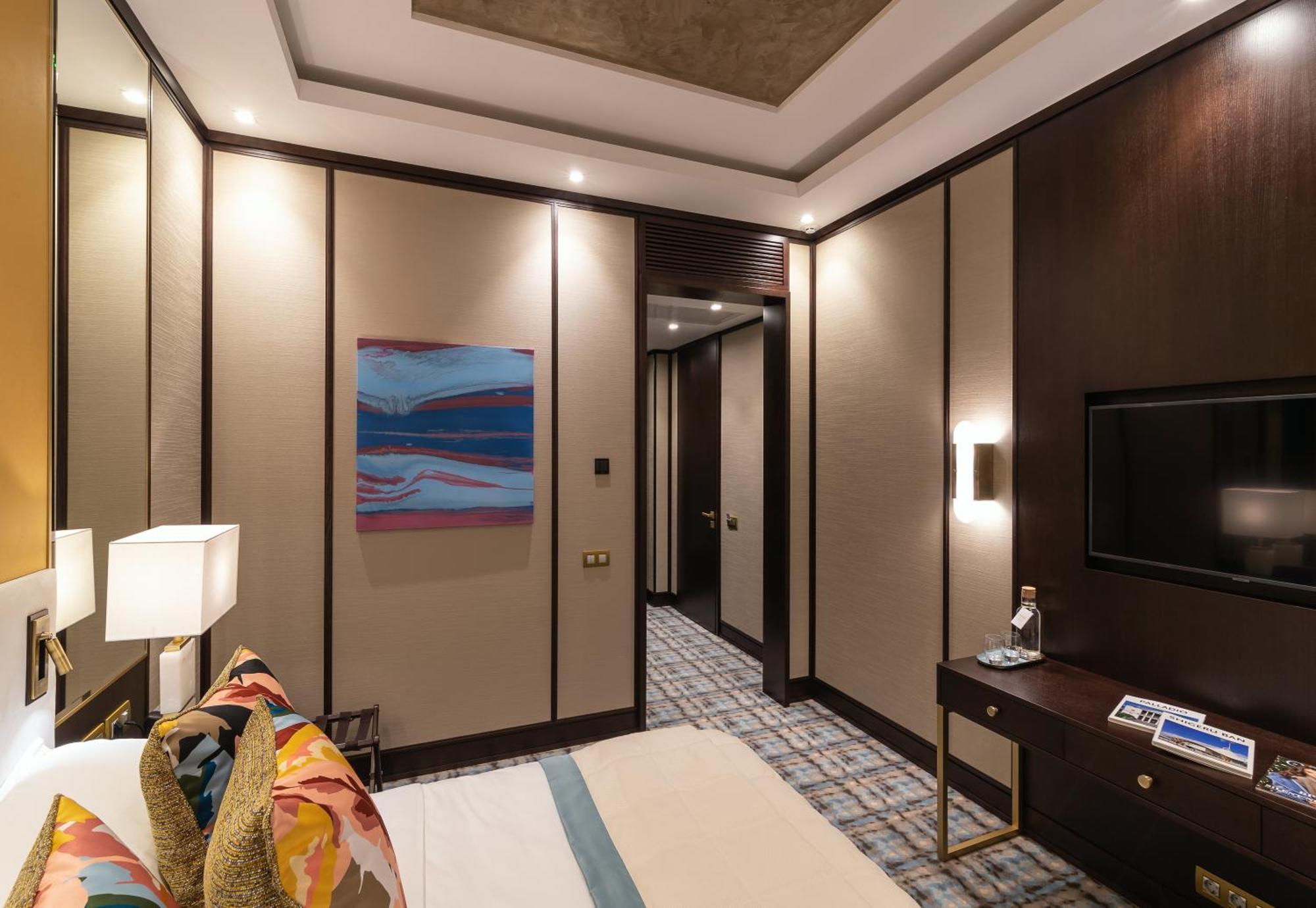 Soho Boutique Hotel دنيبروبيتروفسك الغرفة الصورة