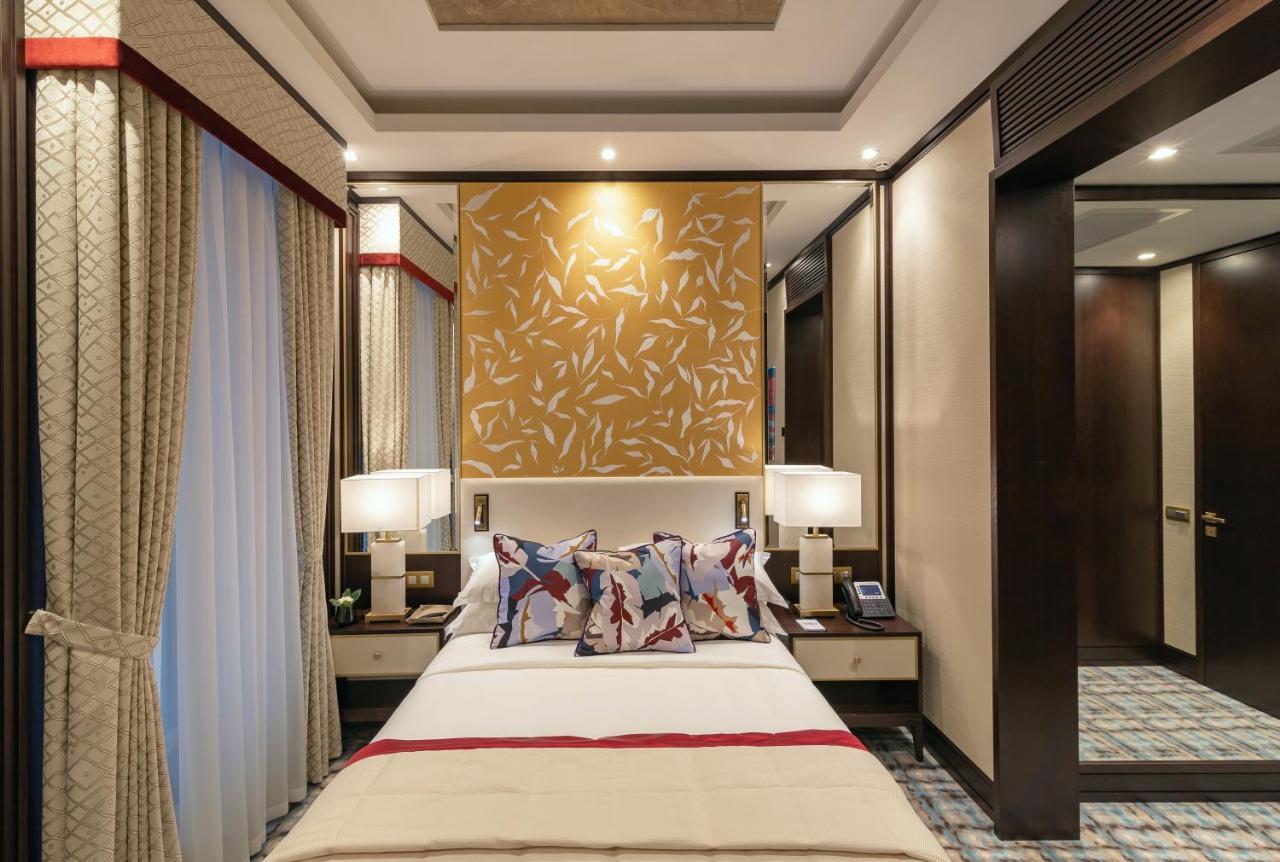Soho Boutique Hotel دنيبروبيتروفسك المظهر الخارجي الصورة