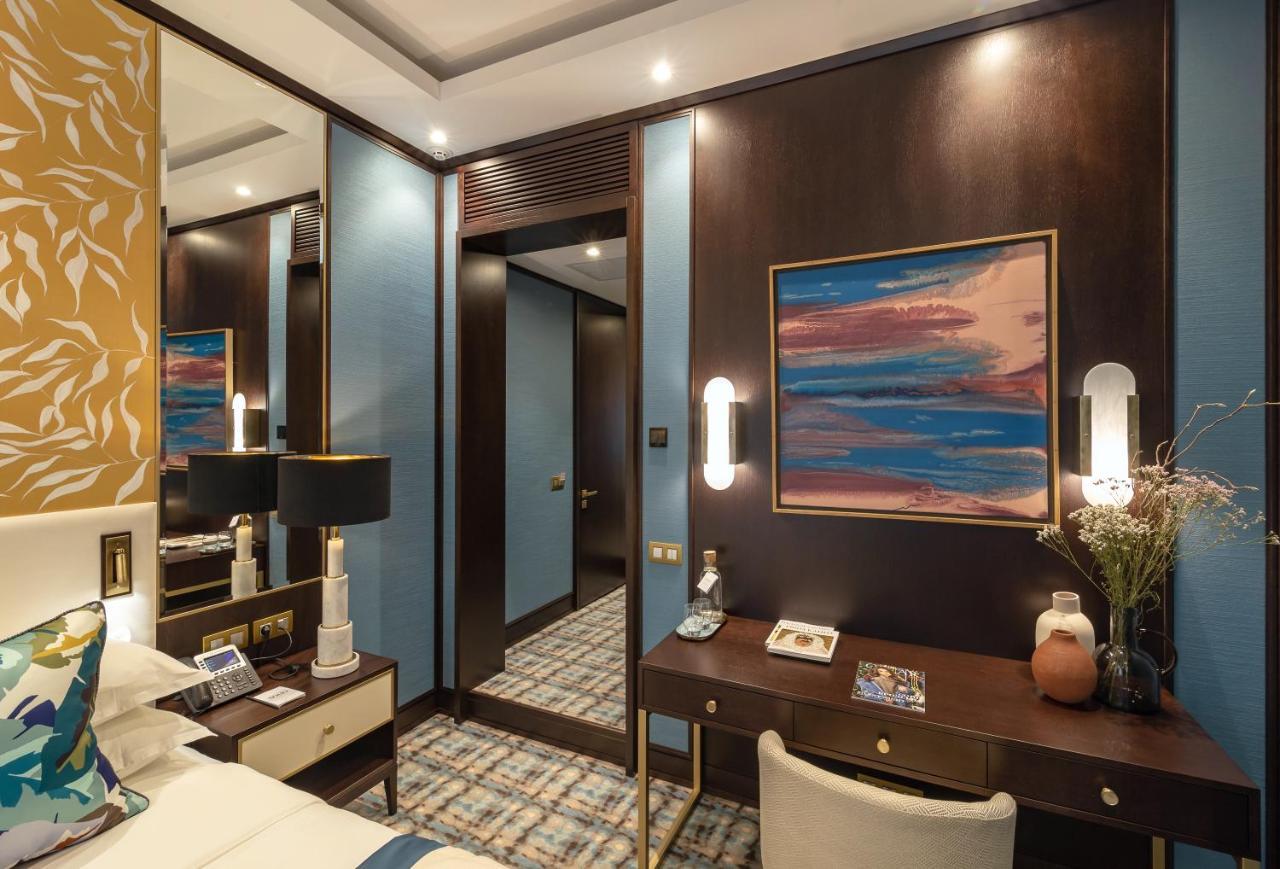 Soho Boutique Hotel دنيبروبيتروفسك المظهر الخارجي الصورة